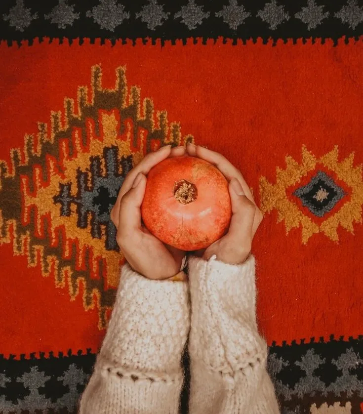 بک گراند شب یلدا با کیفیت بالا