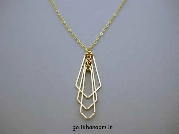 تصویر مرتبط با گردن آویز هندسی مینیمال؛ زیبایی ساده و متفاوت در استایل نچرال