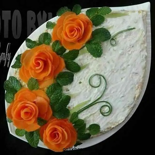 تصویر مرتبط با ایدههای متنوع و شیک برای تزیین سالاد الویه در مراسمهای مختلف
