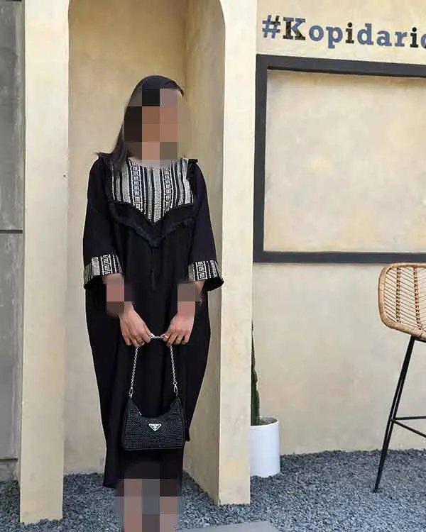 تصویر مرتبط با راهنمای کامل انتخاب و مدلهای مانتو محرمی جدید مشکی