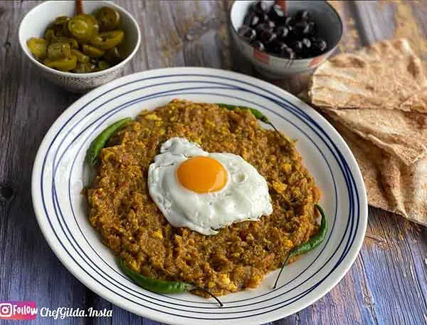 تصویر مرتبط با ایدههای متنوع و جذاب تزیین میرزا قاسمی با نان و برنج
