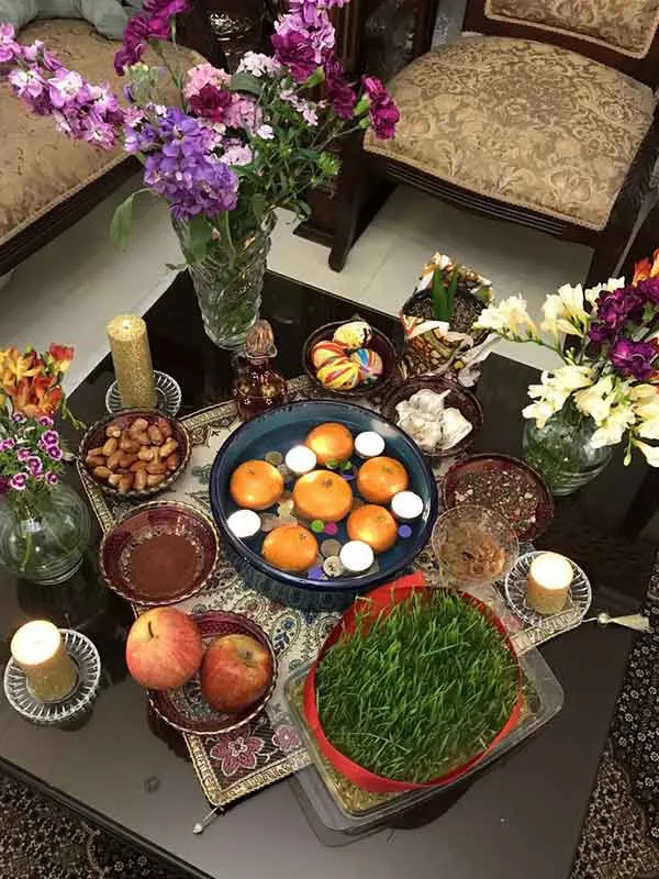 سفره هفت سین با ظروف سنتی و حس نوستالژی