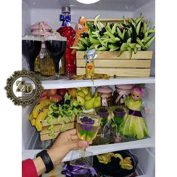 تصویر مرتبط با ایدههای شیک و کاربردی برای تزیین یخچال عروس