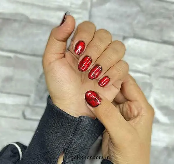 ناخنهای با طرح انار و دانههای برجسته