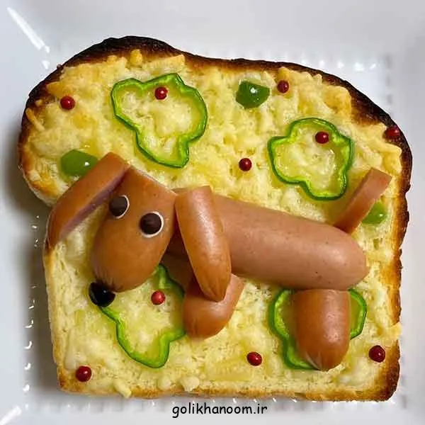 تصویر مرتبط با ایده‌های خلاقانه برای تزیین صبحانه کودکانه با نان تست و مواد متنوع