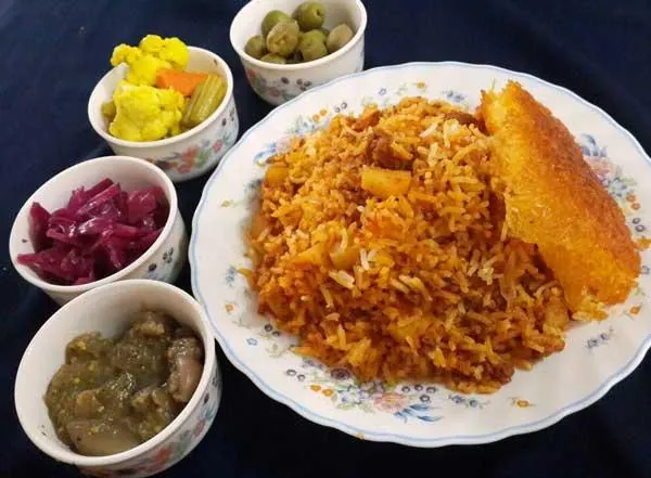 تصویر مرتبط با طرز تهیه استانبولی پلو با گوشت چرخ کرده؛ غذای خوشرنگ و معطر ایرانی