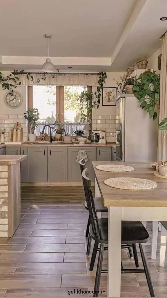 تصویر مرتبط با راهنمای انتخاب مدل پرده آشپزخانه جدید برای دکوراسیونی زیبا و کاربردی