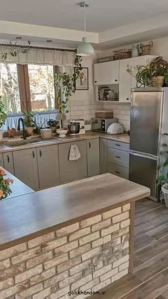 تصویر مرتبط با راهنمای انتخاب مدل پرده آشپزخانه جدید برای دکوراسیونی زیبا و کاربردی