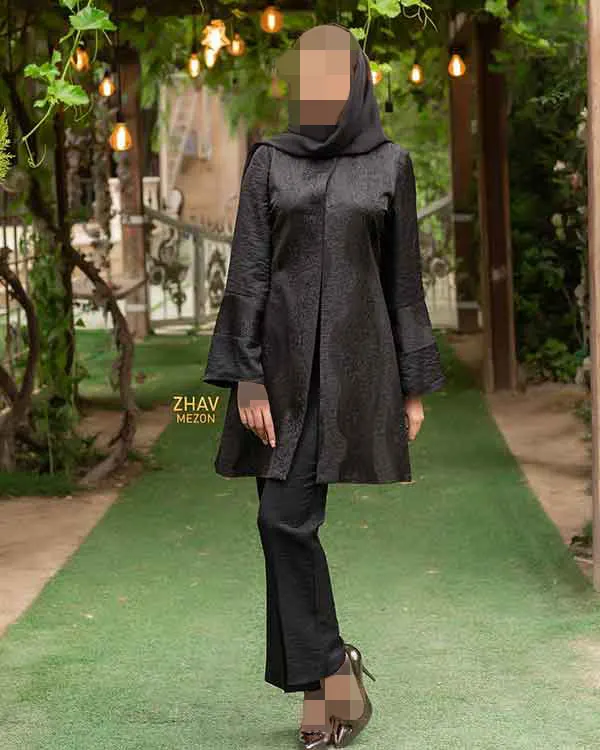 تصویر مرتبط با ۵۰ مدل مانتو مشکی مناسب ایام محرم با طرحهای متنوع و شیک