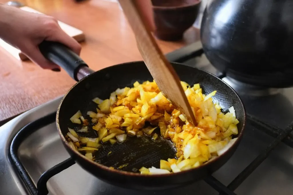تصویر مرتبط با طرز تهیه دمپختک دمی باقالی اصفهانی؛ غذای سنتی ساده و خوشطعم