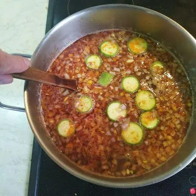 تصویر مرتبط با کچلیک بشتباش؛ خوراک ساده و خوشطعم مازندرانی با کدو و عدس