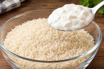 آش ماست کردی سنتی در قابلمه