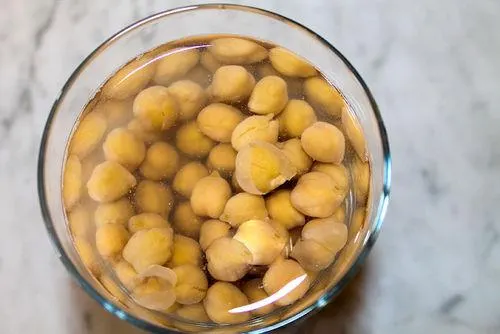 تصویر مرتبط با طرز تهیه آبگوشت کلم قمری همدانی با کشک؛ غذای سنتی و خوش‌عطر