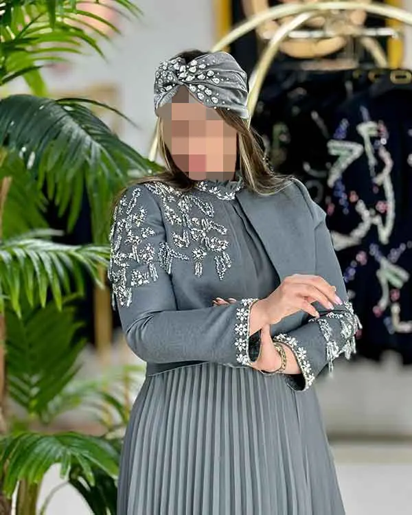 تصویر مرتبط با مدلهای شیک کت تک مجلسی زنانه با پارچههای لاکچری و دوختهای خاص