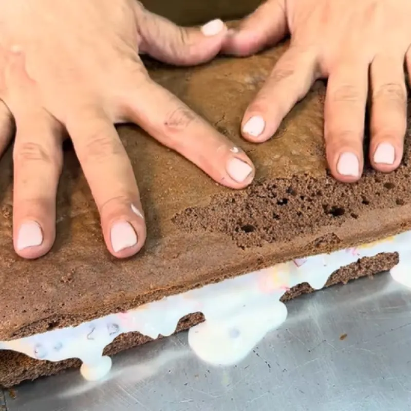 برش دادن کیک بستنی