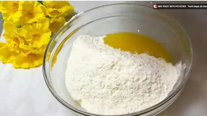 تصویر مرتبط با طرز تهیه رول سیب و دارچین با خمیر لطیف و مایه کاراملی