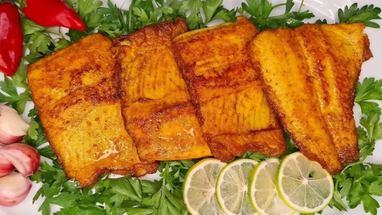 سرخ کردن ماهی بدون پوست؛ ماهی بدون پوست سرخ شده با رنگ طلایی و بافت تر