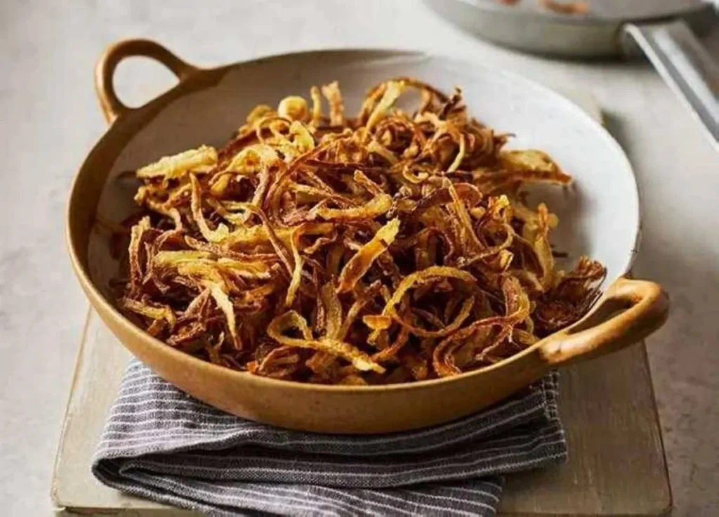 تصویر مرتبط با طرز تهیه مرغ مشهدی زعفرانی در ۵ مرحله ساده و خوشعطر