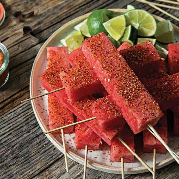 تصویر مرتبط با مدل‌های خلاقانه برش هندوانه برای میوه‌آرایی و پذیرایی