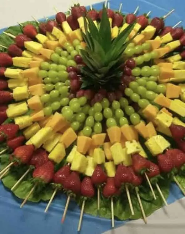تصویر مرتبط با ۵۰ ایده خلاقانه تزیین میوه با سیخ چوبی برای مهمانی و دورهمی
