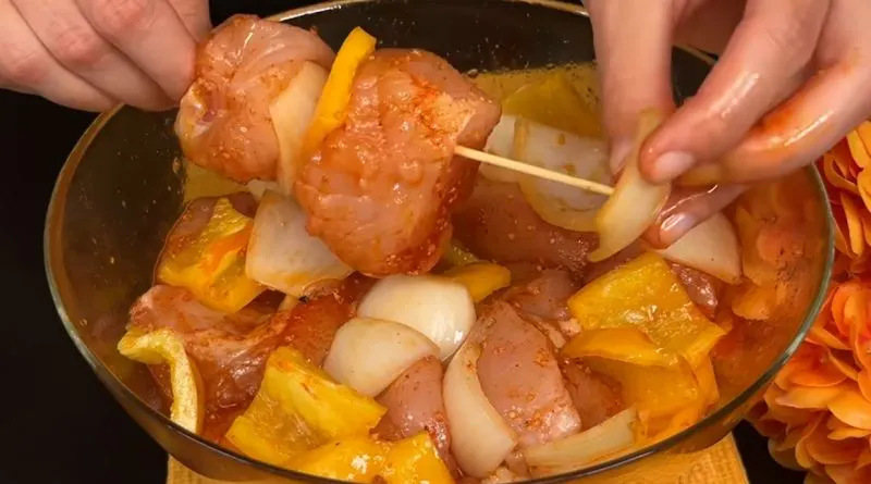 سس غلیظ و معطر مخصوص جوجه کباب
