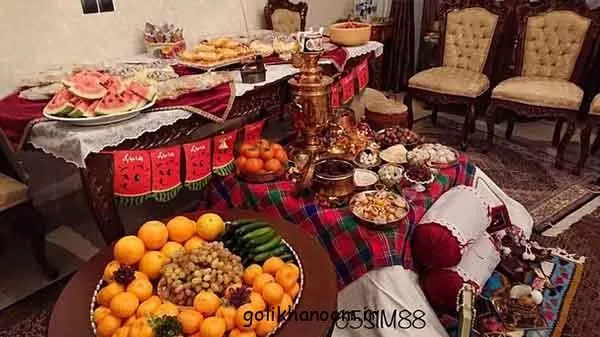 تصویر مرتبط با ایدههای شیک برای چیدمان سفره شب یلدا باکلاس