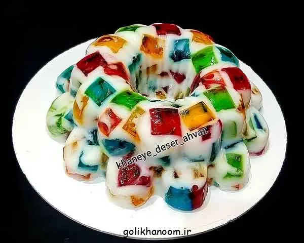 تصویر مرتبط با ایده‌های جذاب برای تزیین ژله خرده شیشه در قالب‌های تک نفره