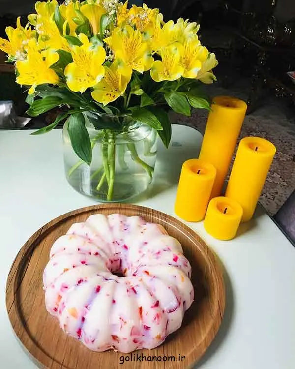 تصویر مرتبط با ایده‌های جذاب برای تزیین ژله خرده شیشه در قالب‌های تک نفره