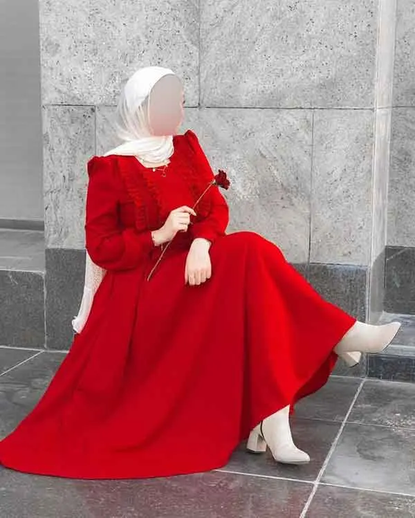پیراهن کوتاه با بالاتنه پف‌دار مناسب دختران نوجوان برای شب یلدا