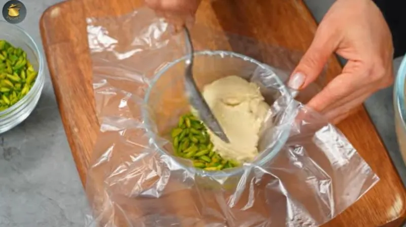 تصویر مرتبط با روش تهیه ارده خانگی و دو نوع حلوا ارده مقوی و خوش‌طعم