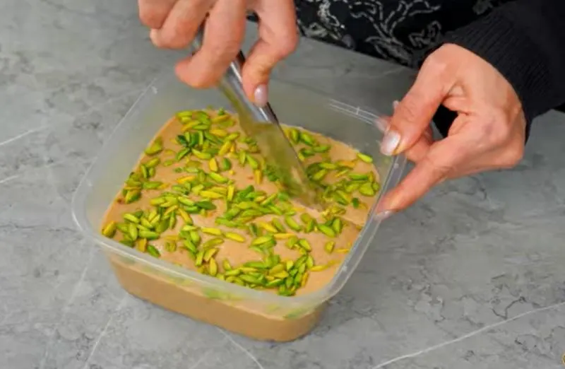 تصویر مرتبط با روش تهیه ارده خانگی و دو نوع حلوا ارده مقوی و خوش‌طعم