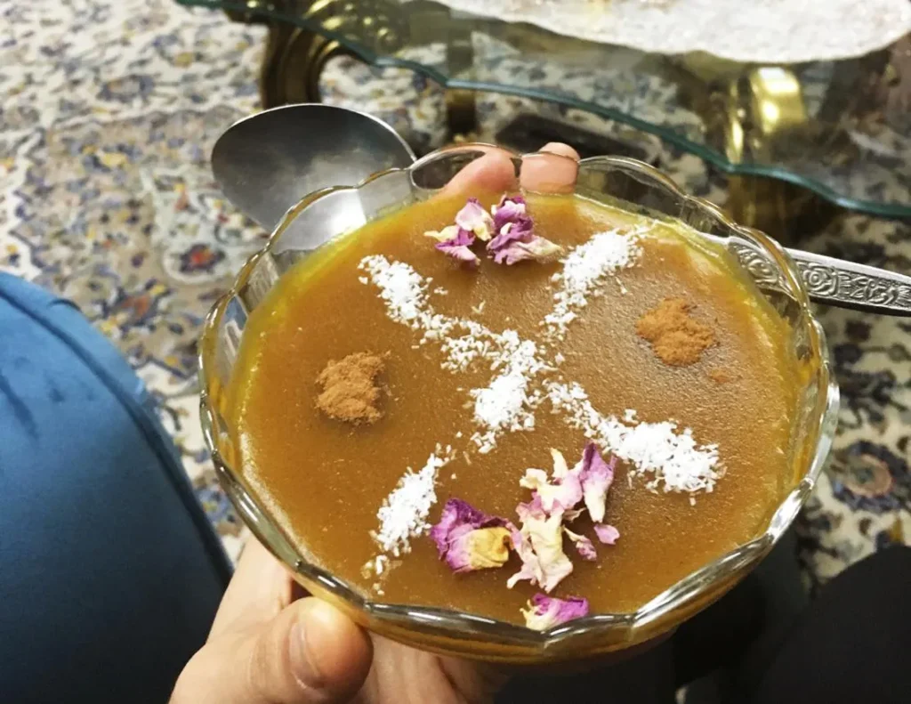 تصویر مرتبط با ادویه کاچی؛ ترکیبی خوشعطر و اصیل برای طعمدهی سنتی