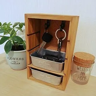 تصویر مرتبط با ساخت جاکلیدی دیواری با وسایل دورریختنی؛ راهکاری ساده و زیبا برای ورودی خانه