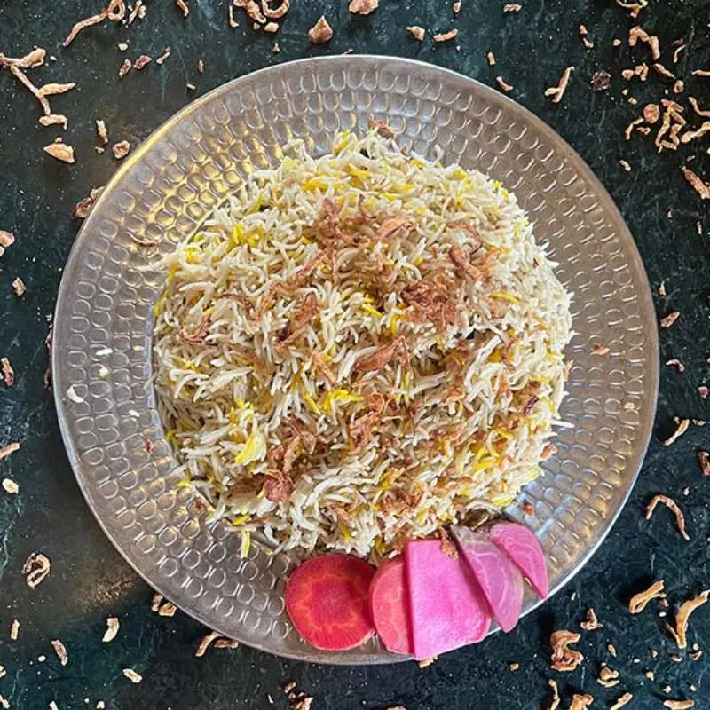 تصویر مرتبط با موسیر پلو؛ پلوی خوش‌عطر و ساده شمالی برای مهمانی‌ها