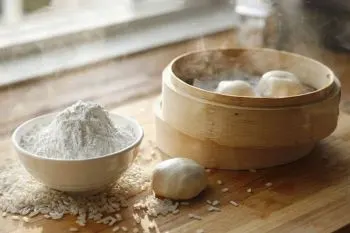 آرد گلوتینوس نرم و سفید
