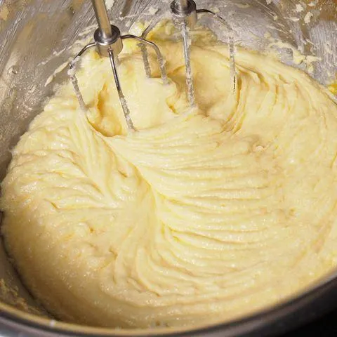 تصویر مرتبط با طرز تهیه کیک پنیر و گردو؛ کیکی نرم و خوشعطر برای صبحانه و پذیرایی