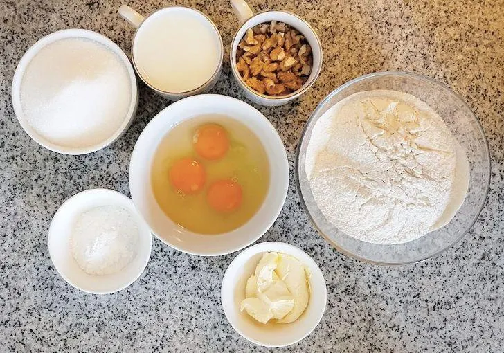 تصویر مرتبط با طرز تهیه کیک پنیر و گردو؛ کیکی نرم و خوشعطر برای صبحانه و پذیرایی