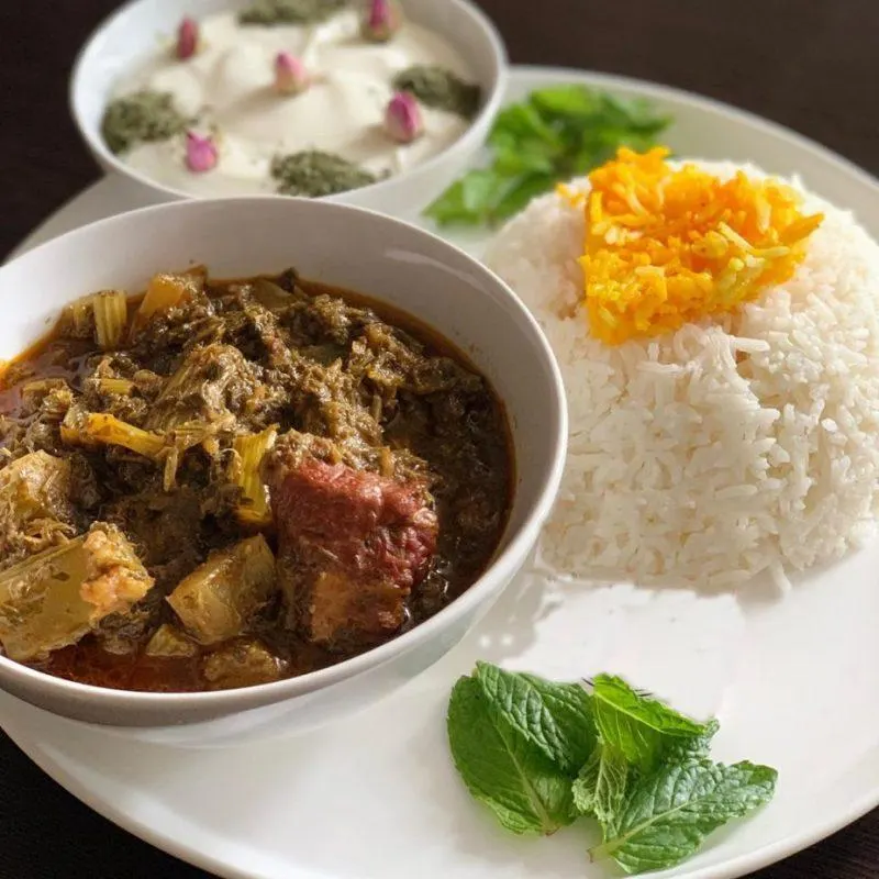 تصویر مرتبط با طرز تهیه خورشت کرفس مجلسی با طعمی بینظیر و عطر دلانگیز