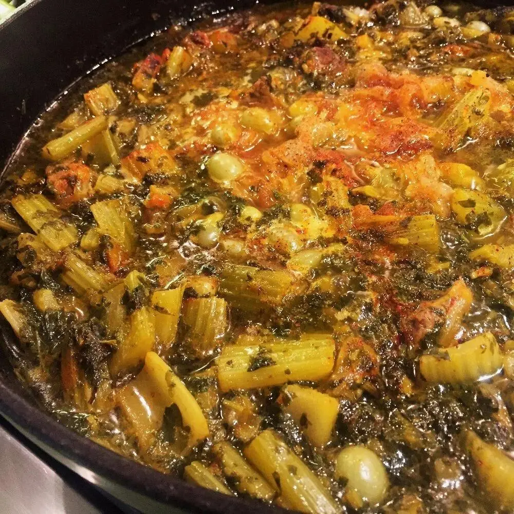 تصویر مرتبط با طرز تهیه خورشت کرفس مجلسی با طعمی بینظیر و عطر دلانگیز