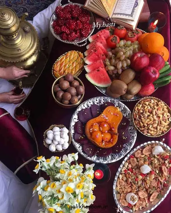 تصویر مرتبط با ایدههای خلاقانه برای تزیین سفره شب یلدا با سبک سنتی و مدرن