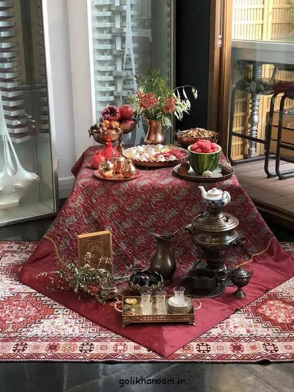 تصویر مرتبط با ایدههای خلاقانه برای تزیین سفره شب یلدا با سبک سنتی و مدرن