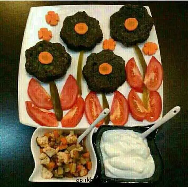 تصویر مرتبط با ۲۰ ایده خلاقانه و جذاب برای تزیین غذا در مدرسه
