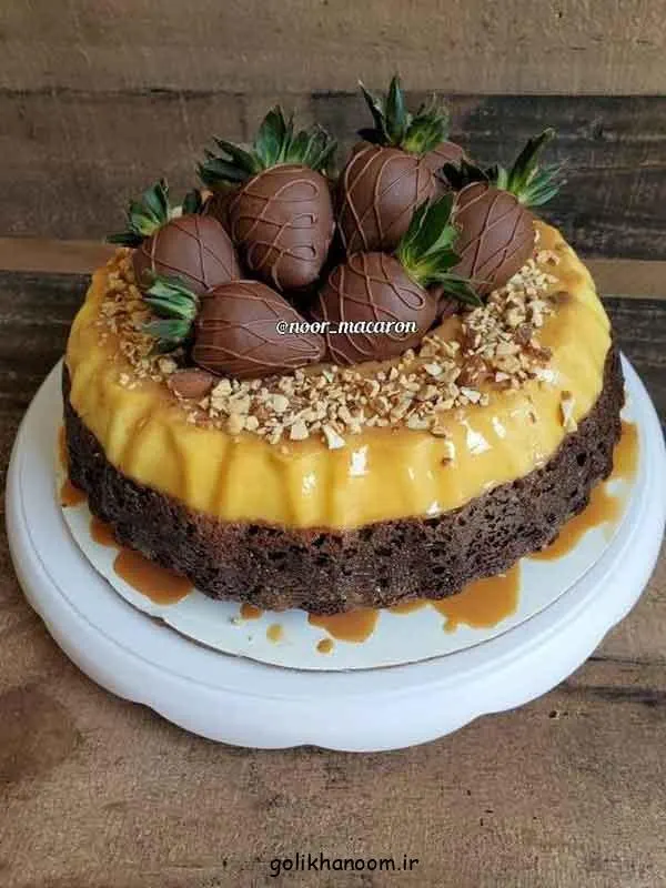 تصویر مرتبط با ایدههای جذاب تزیین ژله با میوههای رنگارنگ فصل