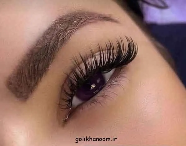 تصویر مرتبط با مدل مژه کلاسیک؛ راهنمای کامل انواع سبک‌ها و تکنیک‌ها