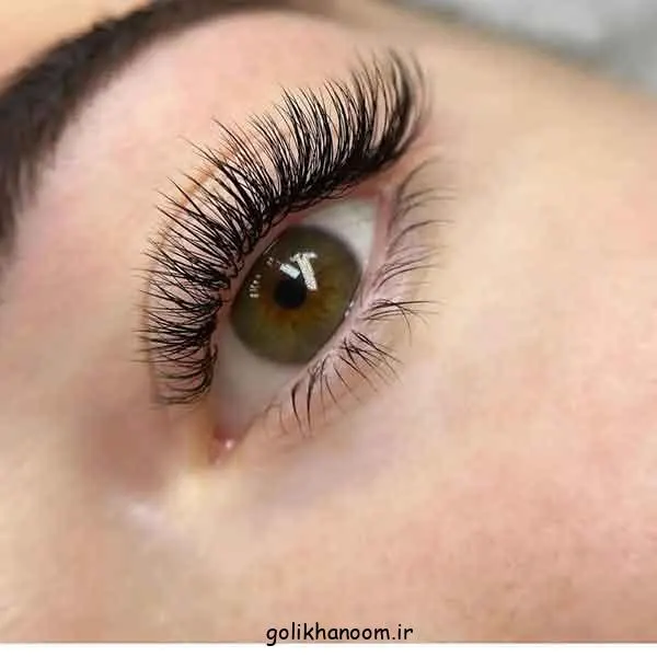 تصویر مرتبط با مدل مژه کلاسیک؛ راهنمای کامل انواع سبک‌ها و تکنیک‌ها