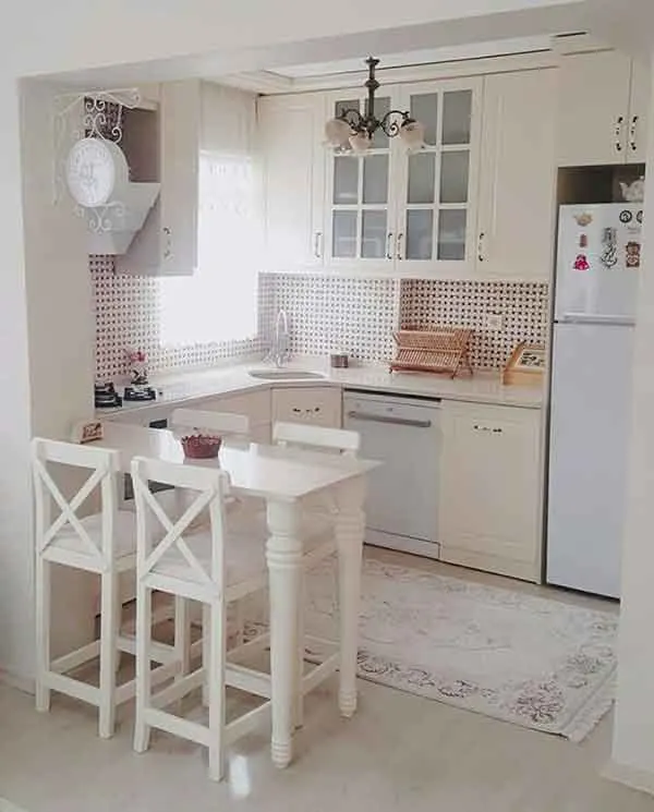 تصویر مرتبط با ۵۵ مدل کابینت جدید و کاربردی برای آشپزخانه کوچک با طراحی بهینه