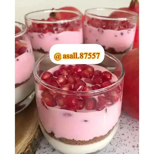تصویر مرتبط با ایدههای خلاقانه و کمهزینه برای تزیین ژله شب یلدا با رنگهای زیبا