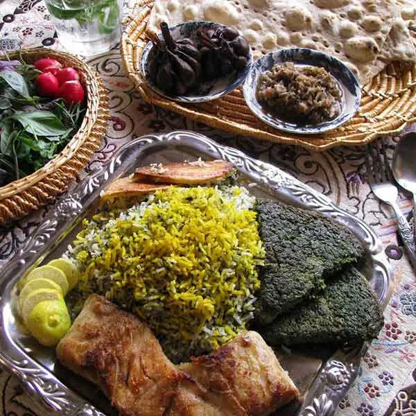 تصویر مرتبط با ایدههای متنوع و جذاب تزیین کوکو سبزی برای مجالس و دورهمیها
