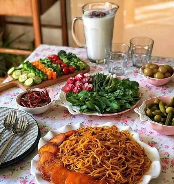 تصویر مرتبط با ایدههای جذاب تزیین ماکارونی به شکل قالبی و ساده