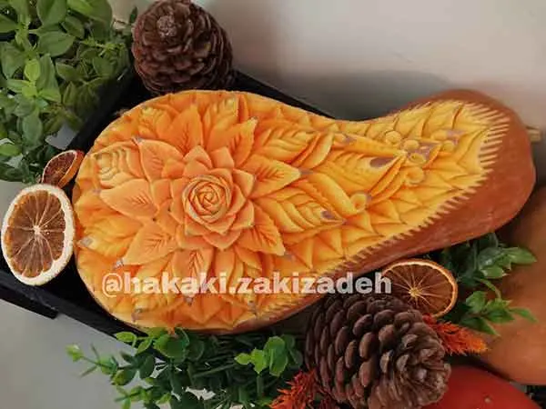 تصویر مرتبط با ایده‌های خلاقانه و کم‌هزینه برای تزیین کدو حلوایی شب یلدا